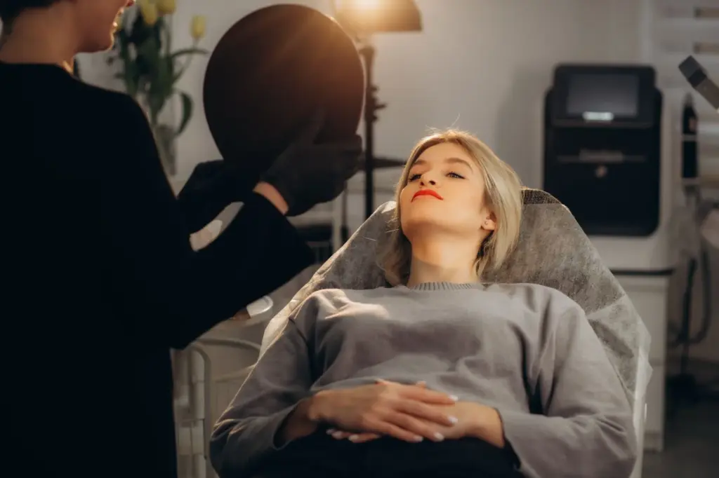 100+ Portrait Photography Ideas for Every Occasion and Style 58 Beauty dish lighting for facial highlights