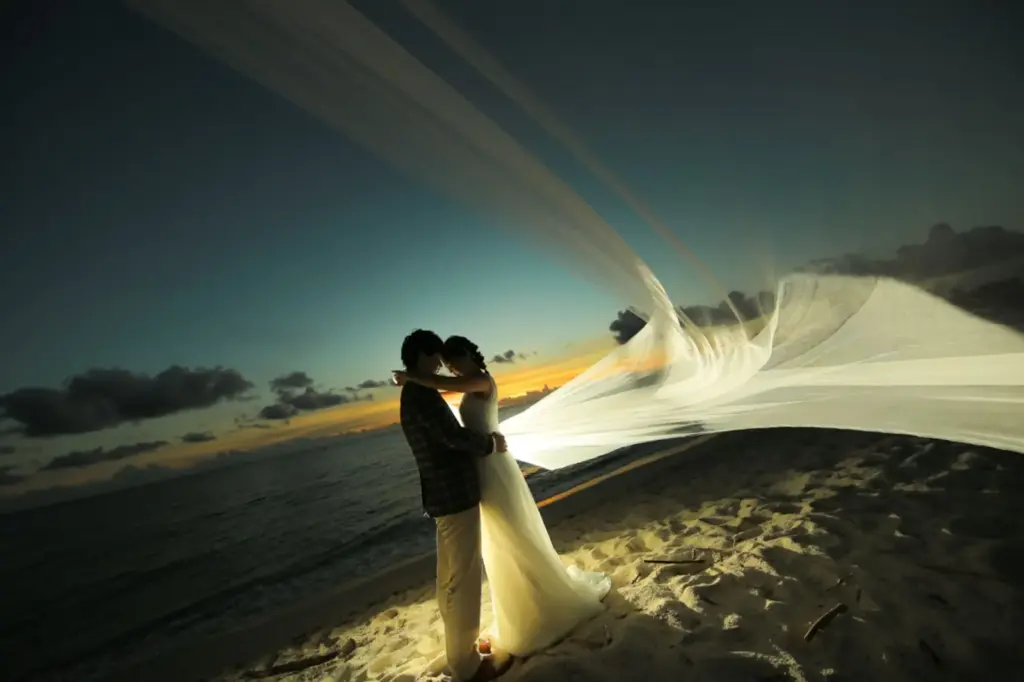 100+ Portrait Photography Ideas for Every Occasion and Style 12 Dreamy effect by distorting and bending light