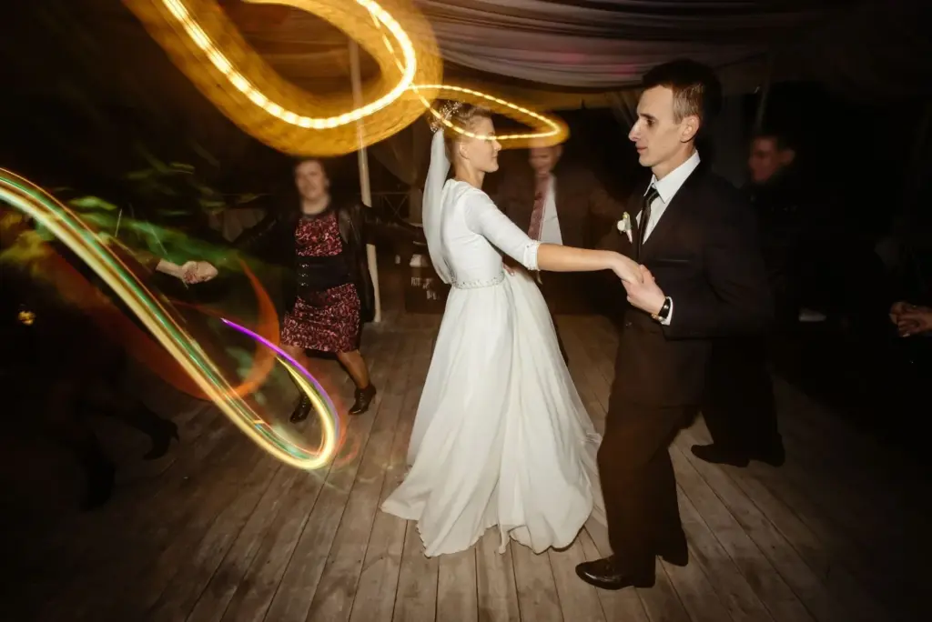Long exposure star trails with a couple in the foreground