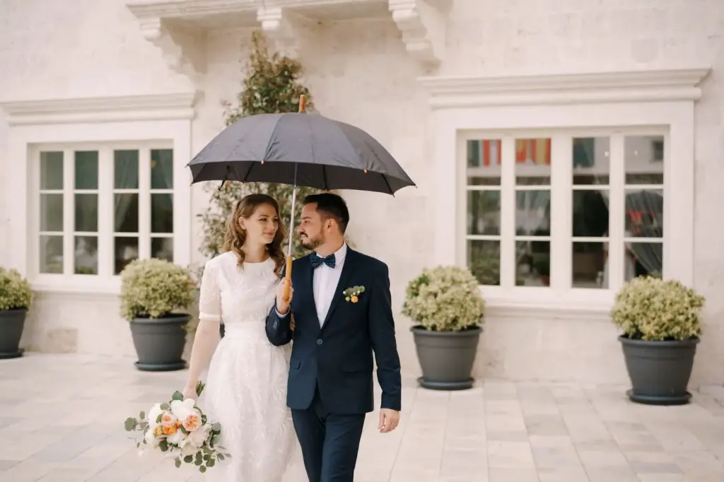 Romantic umbrella as part of the setup