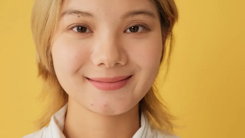 Soft smile and no makeup look