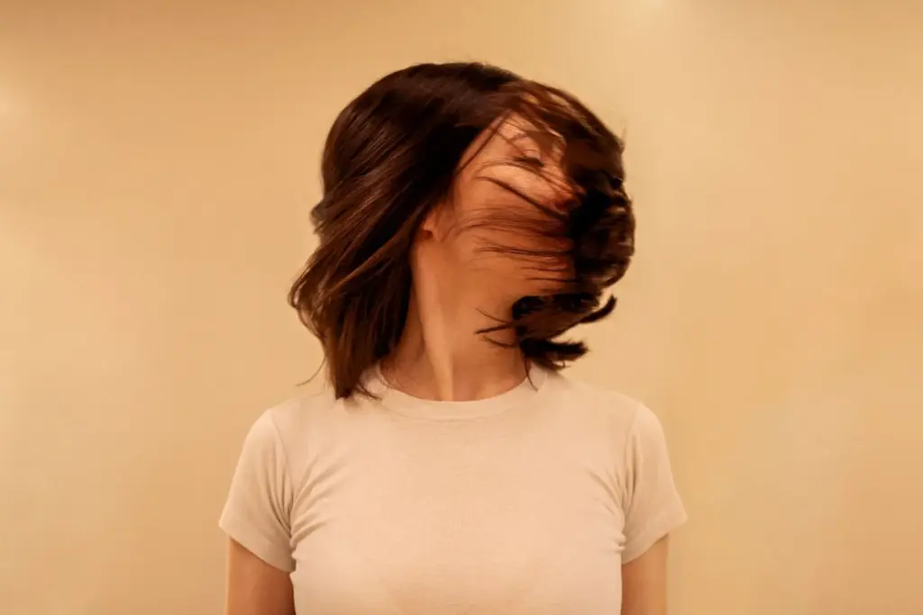 Subtle movement while maintaining eye contact