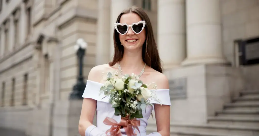 Sunglasses and playful summer accessories with the bridal party
